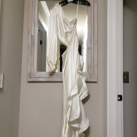 SOLD Monica One-Sleeve Asymmetric Ruffle Gown - Picture 13 of 16